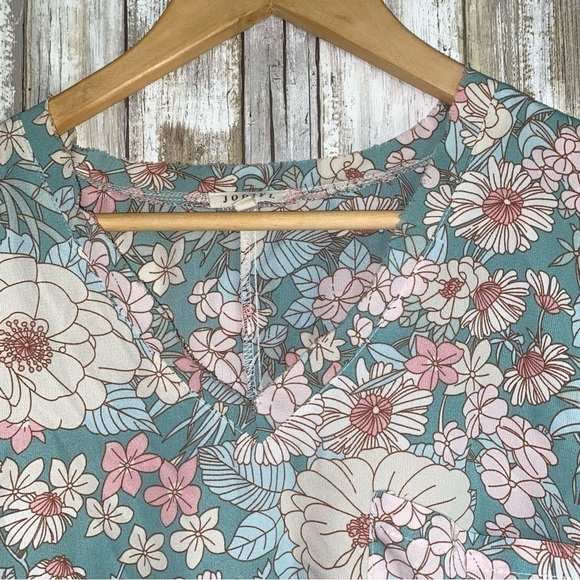 Jodifl Vintage Floral Raw Hem Oversized Blouse - Picture 4 of 5